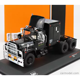 IXO MACK R-series, black, with rear cabin, 1966