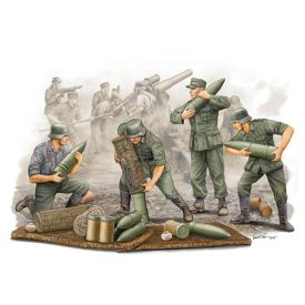 Trumpeter German Field Howitzer Gun Crew on carrying