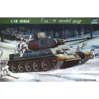 Trumpeter T-34/76 Soviet Tank (1942) harcjármű makett