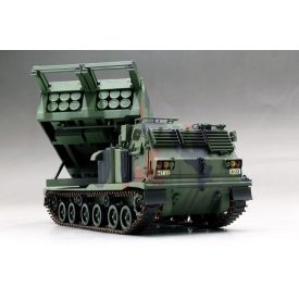 Trumpeter M270/A1 Multiple Launch Rocket System-US makett