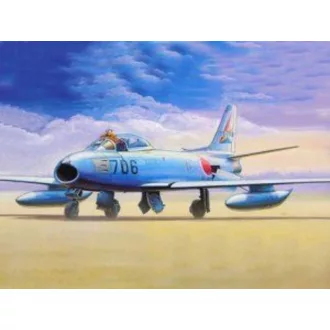 Trumpeter North American F-86 F-40 Sabre repülő makett