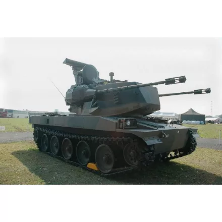 Trumpeter JGSDF Type 87 SPH makett