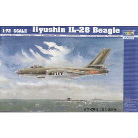 Trumpeter Iljushin IL-28 Beagle makett