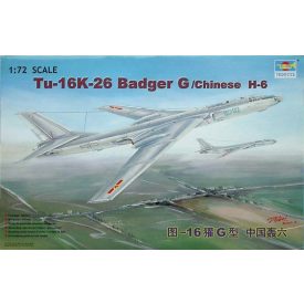 Trumpeter Tupolev Tu-16K 26 Badger makett