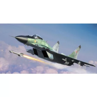 Trumpeter MIG-29C Fulcrum (Izdeliye 9.13) repülő makett