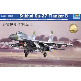 Trumpeter Sukhoi Su-27 Flanker B makett