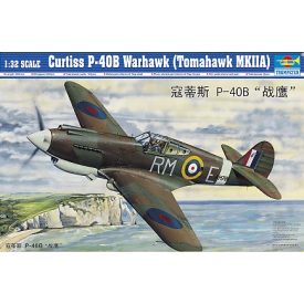 Trumpeter Curtiss P-40B Warhawk makett