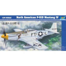 Trumpeter North American P-51 D Mustang IV makett