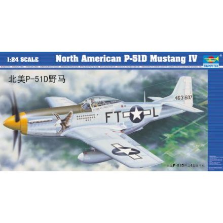 Trumpeter North American P-51 D Mustang IV makett