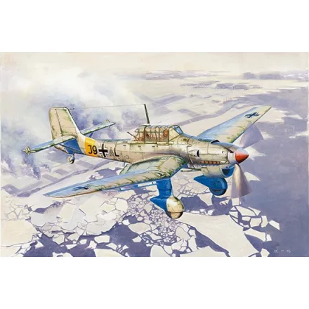 Trumpeter Junkers Ju-87B-2/U4 Stuka makett
