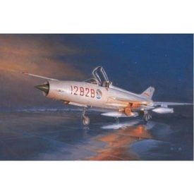 Trumpeter J-7G makett