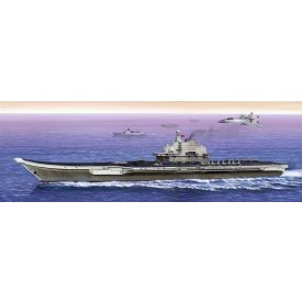 Trumpeter PLA Navy Aircraft Carrier makett