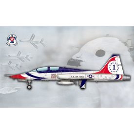 Trumpeter US T-38A Talon-Thunderbird makett