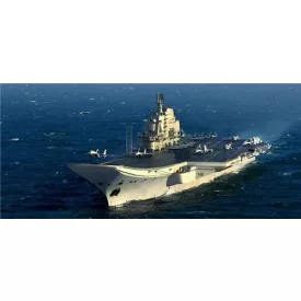 Trumpeter PLA Navy Aircraft Carrier makett