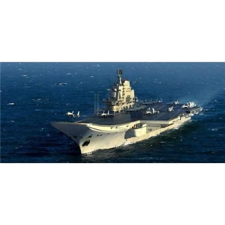 Trumpeter PLA Navy Aircraft Carrier makett