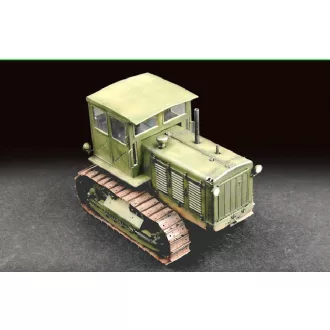   Trumpeter Russian ChTZ S-65 Tractor with Cab harcjármű makett