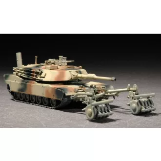 Trumpeter M1A1 with Mine Roller Set harcjármű makett