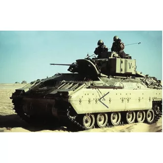 Trumpeter M2A0 Bradley Fighting Vehicle harcjármű makett