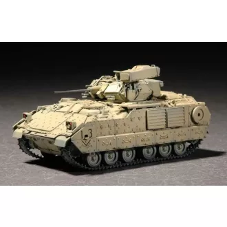   Trumpeter M2A2 ODS/ODS-E Bradley Fighting Vehicle harcjármű makett