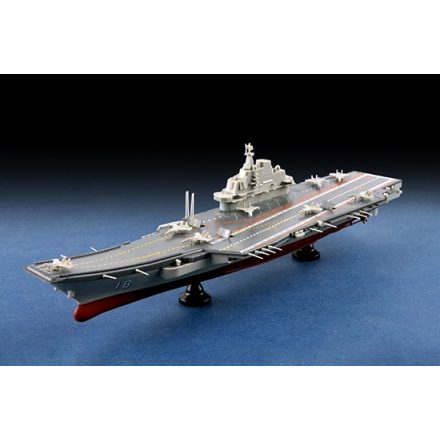 Trumpeter PLA Navy Aircraft Carrier LiaoNing CV-16 RAF 317 Squadron Sept.1941 makett