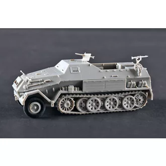 Trumpeter Sd.Kfz.8 Gepanzerte 12t harcjármű makett