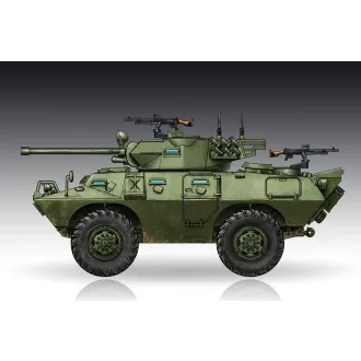 Trumpeter LAV-150 APC 90mm Mecar Gun harcjármű makett