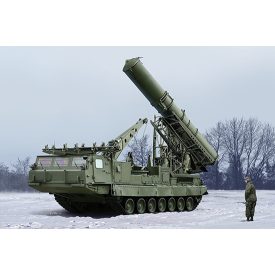 Trumpeter Russian S-300V 9A85 SAM makett