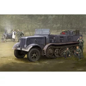 Trumpeter Sd.Kfz.8(DB9)Half-Track Artillery Tractor makett