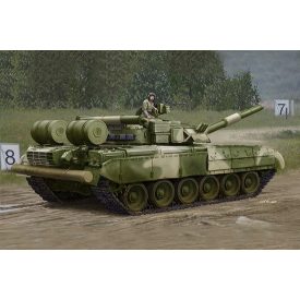 Trumpeter Russian T-80UD MBT - Early makett