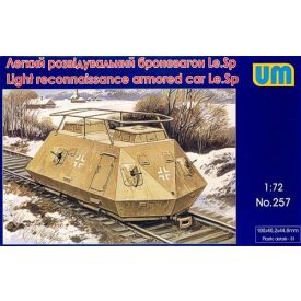 Unimodels Light reconnaissance armored car Le.Sp makett