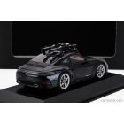 SPARK MODEL PORSCHE 911 992-2 CARRERA COUPE WITH SKI 2024