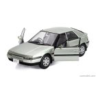 WHITEBOX Mazda 323F 1989