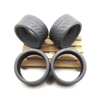   Yamamoto Model Parts Semi Slick Tyres 18" Type 1 felni és gumi kiegészítő